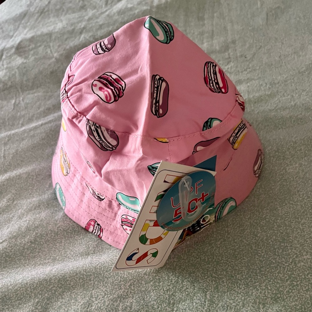 Nwt Bucket Hat Pink S/M